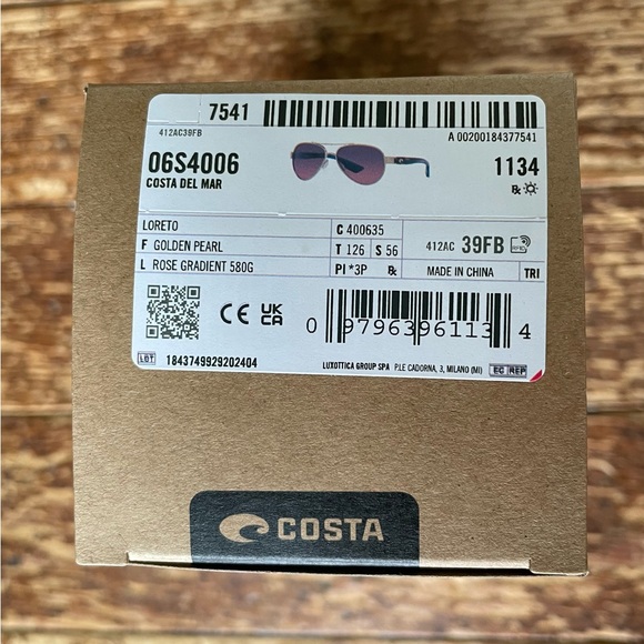 Costa Del Mar Sunglasses - Picture 2 of 6